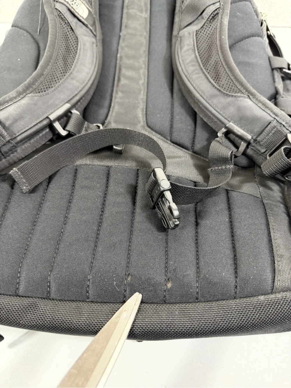 Vtg The North Face Black Men's Backpack - Surge